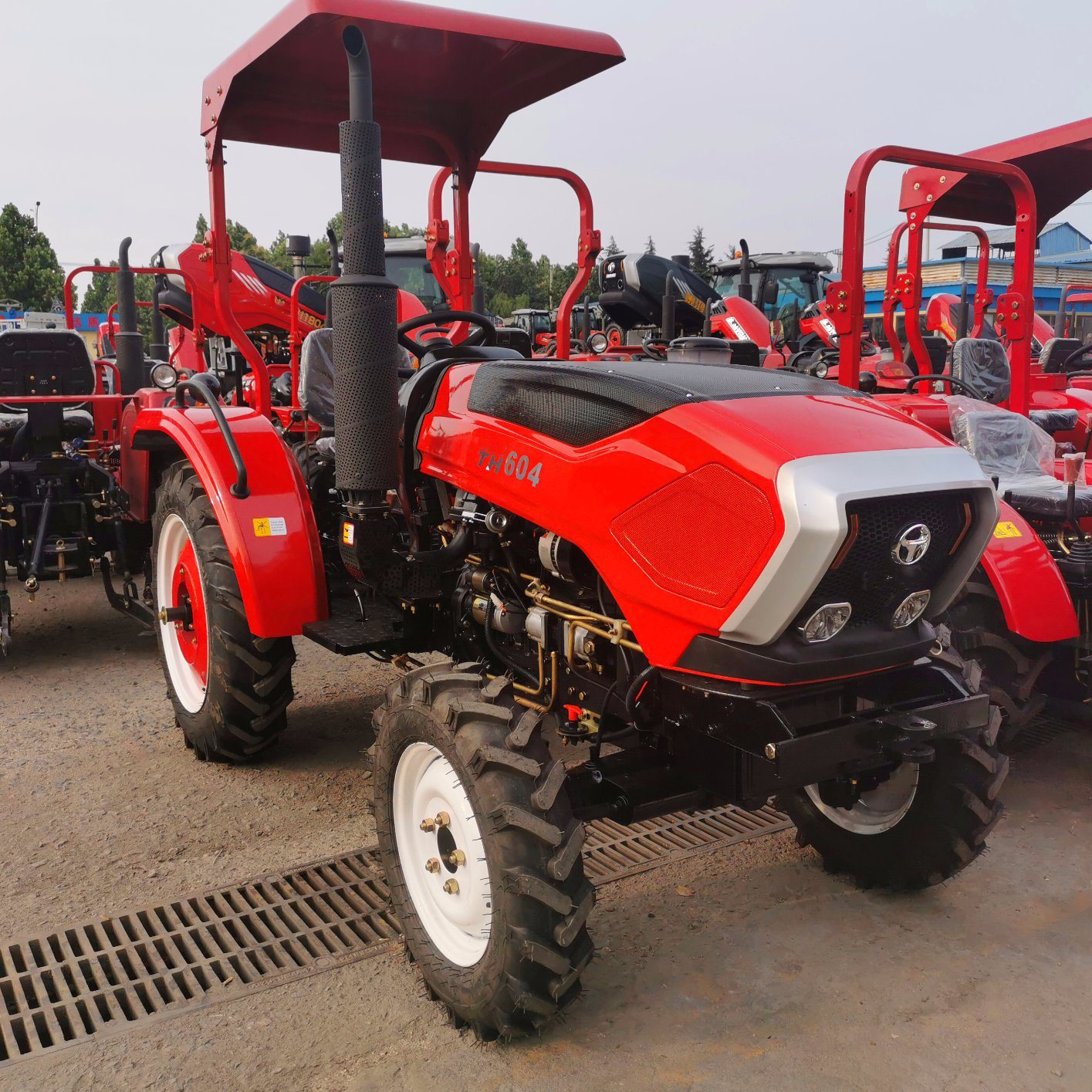 TH604 farm tractor
