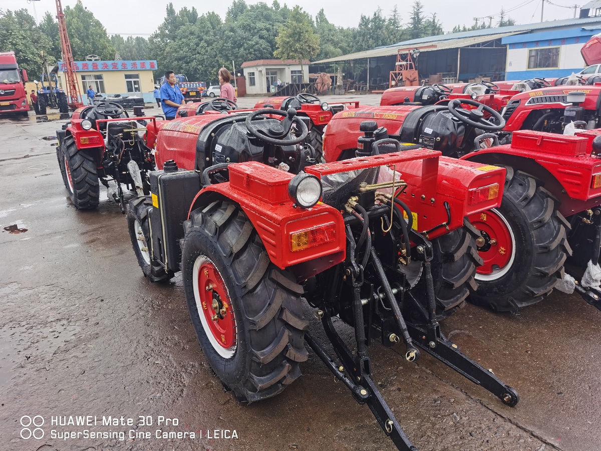TH604 farm tractor